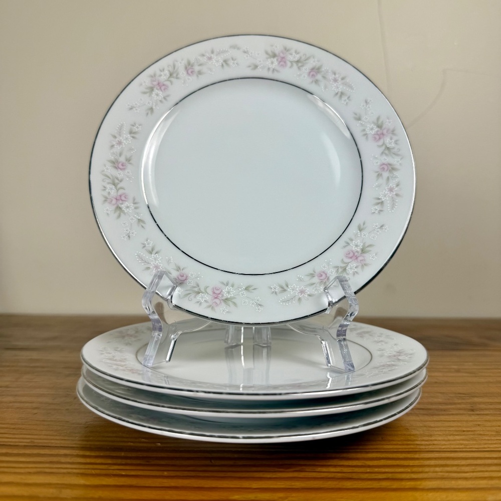 Vintage Maria Y&Y Fine Porcelain Dessert Plates – Set of 4, Japan, 6.5" - Picture 10 of 13